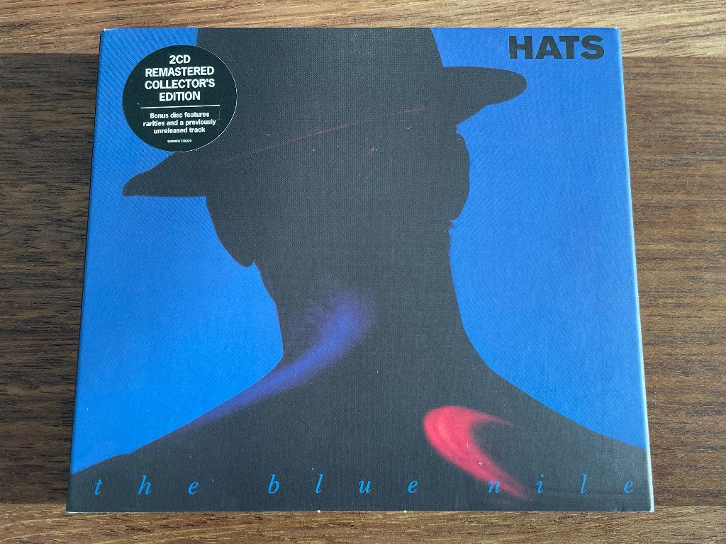 2Cd The Blue Nile Hats 2012 ReIssue ZGAN, Ophalen of Verzenden, 2000 - 2009, Zo goed als nieuw, Boxset