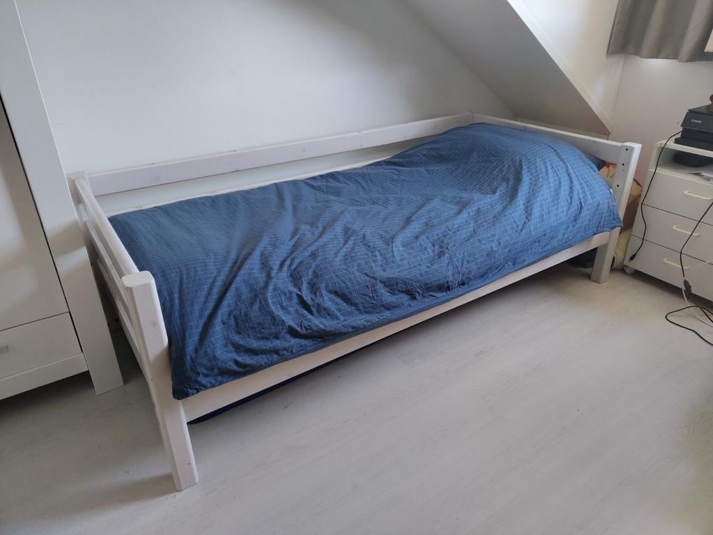Flexa Whitewash Bed - Eenpersoonsbed (incl. lattenbodem), Ophalen, Gebruikt, 90 cm, Eenpersoons