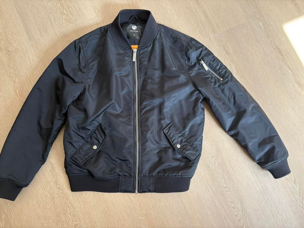 Ashes to dust Bomber jas maat M, Ophalen of Verzenden, Zo goed als nieuw, Maat 48/50 (M), Zwart