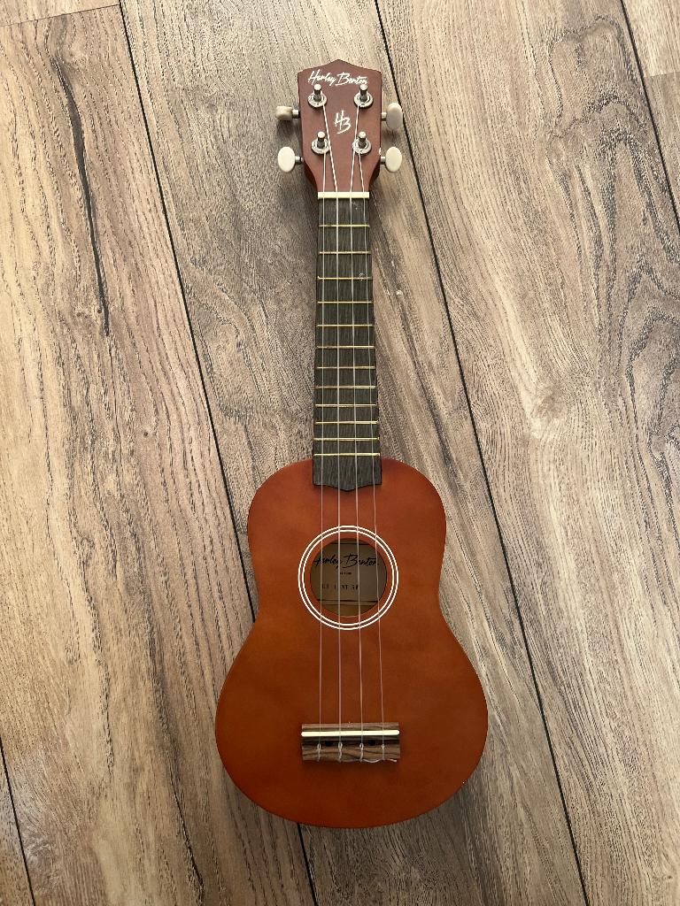 Ukelele Harley Benton, Muziek en Instrumenten, Ophalen, Zo goed als nieuw, Ukelele