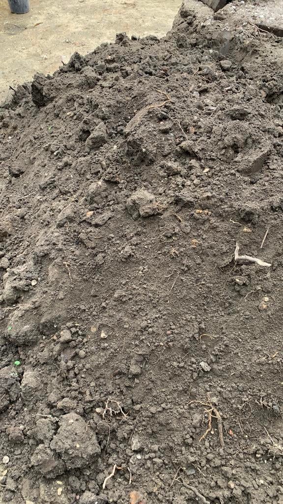 Zwarte aarde gratis grond (5-6m3), Ophalen, Tuinaarde