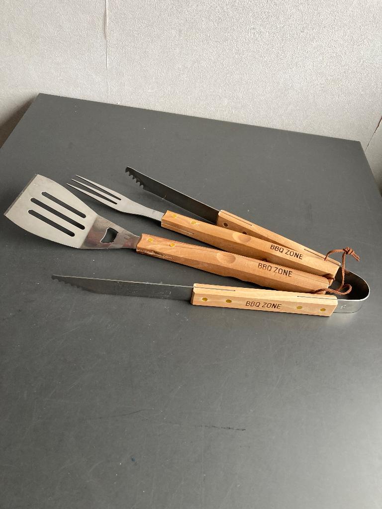 Barbecue gereedschap, rvs, nooit gebruikt, 3 delig, Ophalen of Verzenden, Nieuw