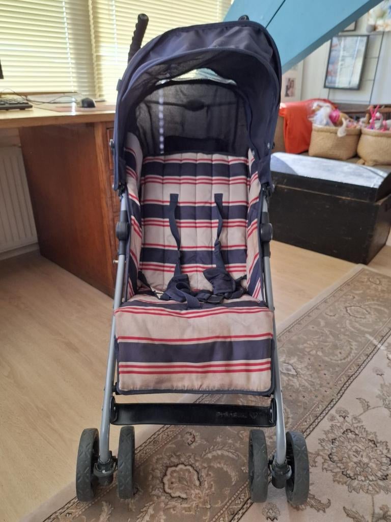 Handige buggy met zonnekap en verstelbare rugleuning, Ophalen