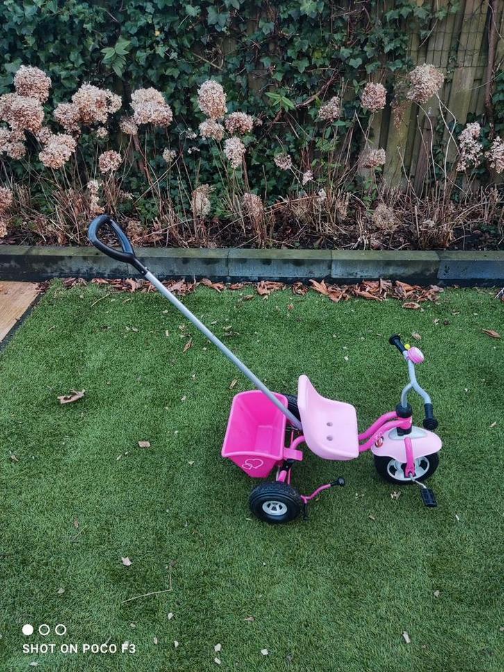 Puky driewieler met duwstang en mandje, Fietsen en Brommers, Fietsen | Driewielers, Gebruikt, Duwstang, Verstelbare zitting, Ophalen