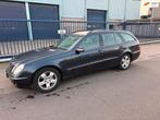 Mercedes-Benz E-klasse Combi 320 AUT. *INRUIL AANBIEDING*, Auto's, Mercedes-Benz, Automaat, Achterwielaandrijving, Gebruikt, Zwart