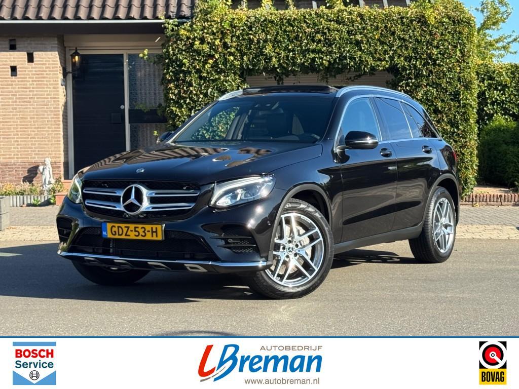 Mercedes-benz GLC-KLASSE 250 4MATIC AMG BUSINESS 210pk panor, Gebruikt, Huisgarantie, 4 cilinders, Zwart