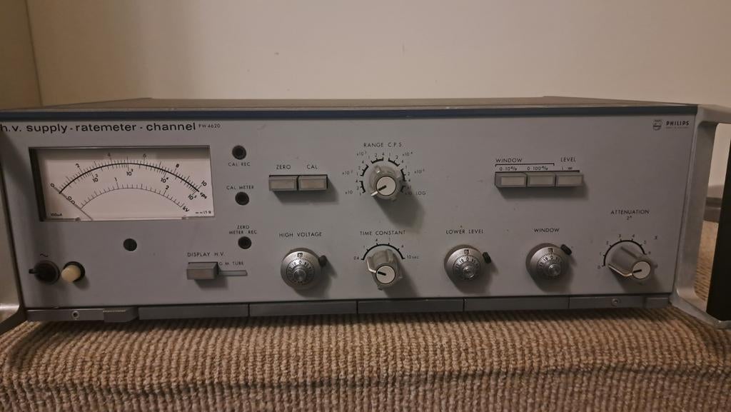 Philips PW4620 H.V. Supply - Ratemeter - Channel, Antiek en Kunst, Antiek | Gereedschap en Instrumenten, Ophalen