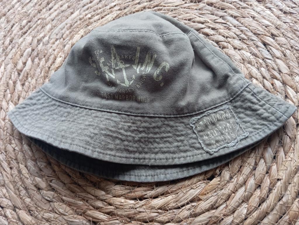 Groen zonnehoedje H&M | maat 92, Kinderen en Baby's, Kinderkleding | Petten en Hoeden, Hoed, H&M, Ophalen of Verzenden, Zo goed als nieuw