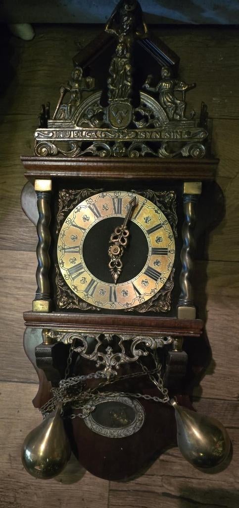 diverse oude hang klokken, Ophalen