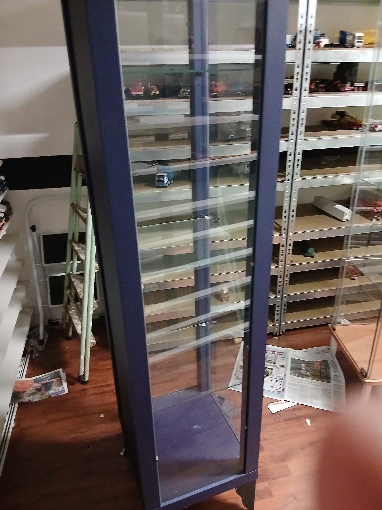 Vitrinekasten, Ophalen, 50 tot 100 cm, 150 tot 200 cm, 25 tot 50 cm