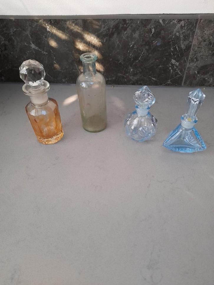 Vintage/ Apotheker - Parfumflesjes, Antiek en Kunst, Antiek | Glas en Kristal, Ophalen of Verzenden