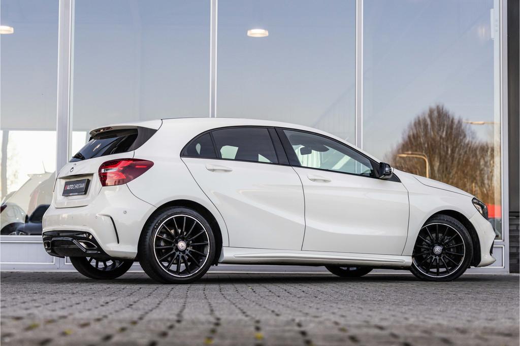 Mercedes-Benz A-Klasse 180 AMG Night Edition Plus | Harman K, 12 maanden, Gebruikt, 4 cilinders, 1595 cc