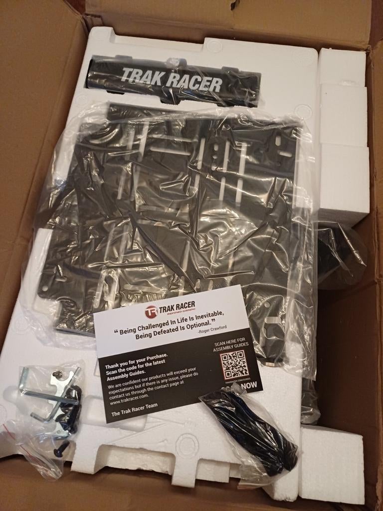 Trak Racer Racing Frame - Sim Racing Cockpit, Ophalen, Online, 1 speler, Racen en Vliegen