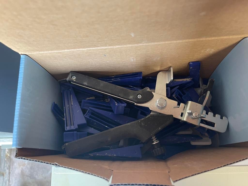 Halve doos vol, Doe-het-zelf en Verbouw, Tegels, Zo goed als nieuw, Minder dan 5 m², Wandtegels, Keramiek