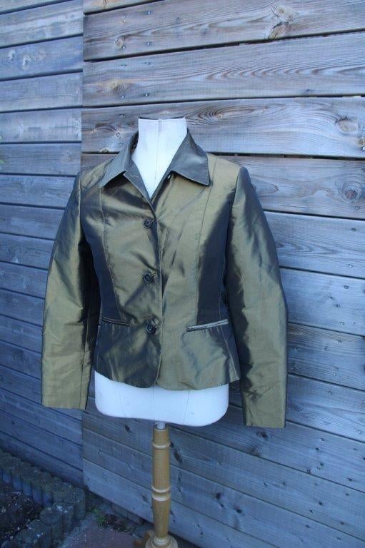 Jasje goud Sey Studio ( Purdey) mt 38 Vaste prijs, Kleding | Dames, Jasjes, Kostuums en Pakken, Zo goed als nieuw, Jasje, Maat 38/40 (M)
