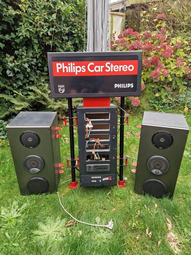 Philips car stereo reclame lichtbalk en boxen., Ophalen