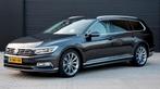 Volkswagen Passat Variant 2.0 TSi R-Line Highline 220pk, Auto's, Euro 6, 4 cilinders, Parkeerassistent, Stationwagon