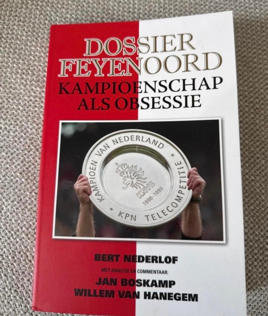 Dossier Feyenoord: Kampioenschap als Obsessie - Bert Nederlo, Ophalen of Verzenden, Nieuw, Balsport
