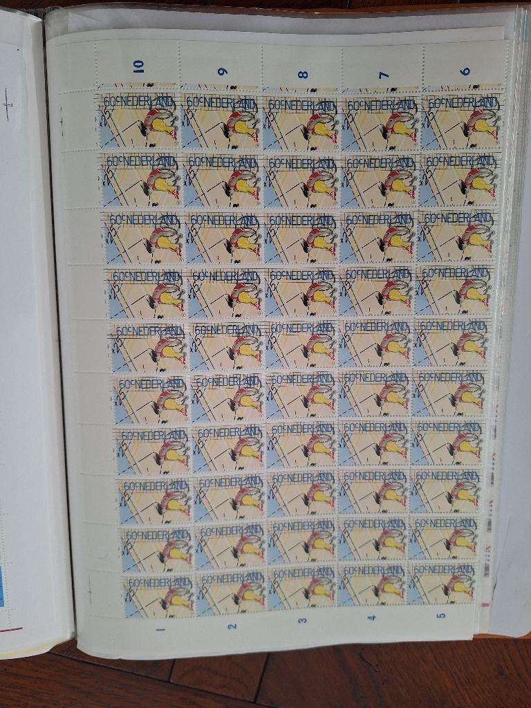 postzegel vel, Ophalen of Verzenden, Nederland