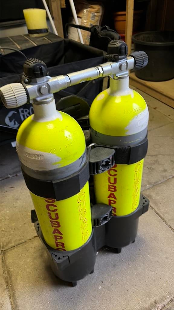 Duik dles 2x7   200 bar, Ophalen, Gebruikt, Duikfles