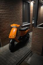 Zip type 3, Fietsen en Brommers, Scooters | Piaggio, Ophalen, Zo goed als nieuw, Tweetakt, Zip