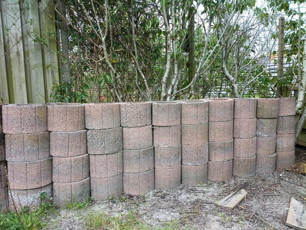 Bloembakken 55 stuks gratis afhalen, Tuin en Terras, Bloembakken en Plantenbakken, Ophalen, Rond, Kunststof, Minder dan 30 cm