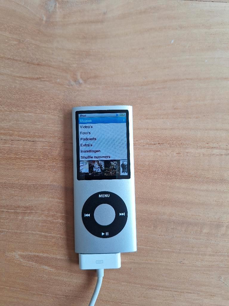 iPod Nano 4, Gebruikt, Ophalen of Verzenden, Nano, Zilver