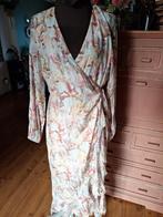 Guess jurk overslag maat m l voile, Kleding | Dames, Jurken, Maat 38/40 (M), Beige, Ophalen of Verzenden, Zo goed als nieuw