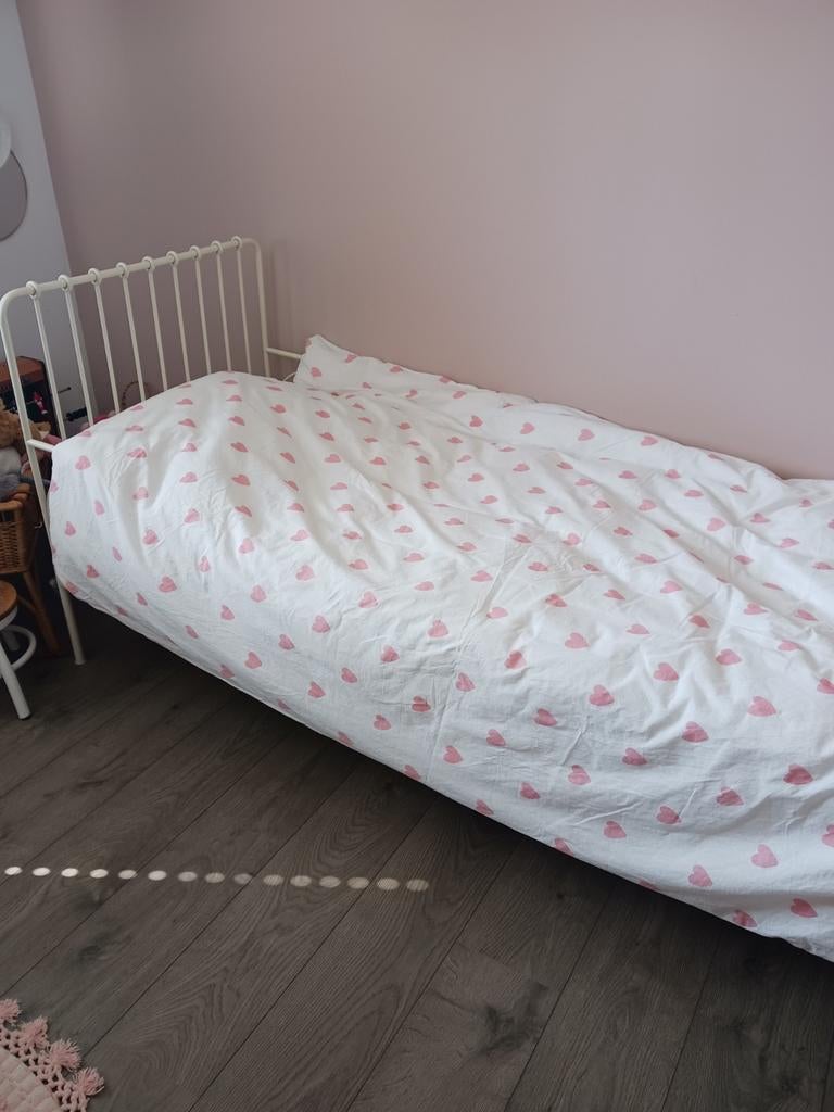 Kinderbed minnen ikea met lattenbodem., Ophalen, 70 tot 85 cm, Zo goed als nieuw, Lattenbodem