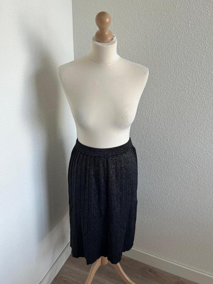King Louie maat S midi glitter rok 342, Kleding | Dames, Rokken, Zo goed als nieuw, Maat 36 (S), Zwart, Onder de knie, Ophalen of Verzenden