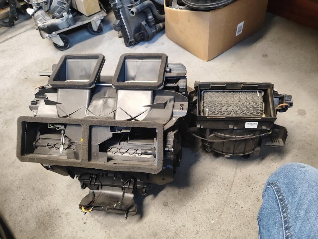 Kachel huis BMW E90 E91 E9x kachelmotor aanjager kahelhuis, Ophalen, BMW