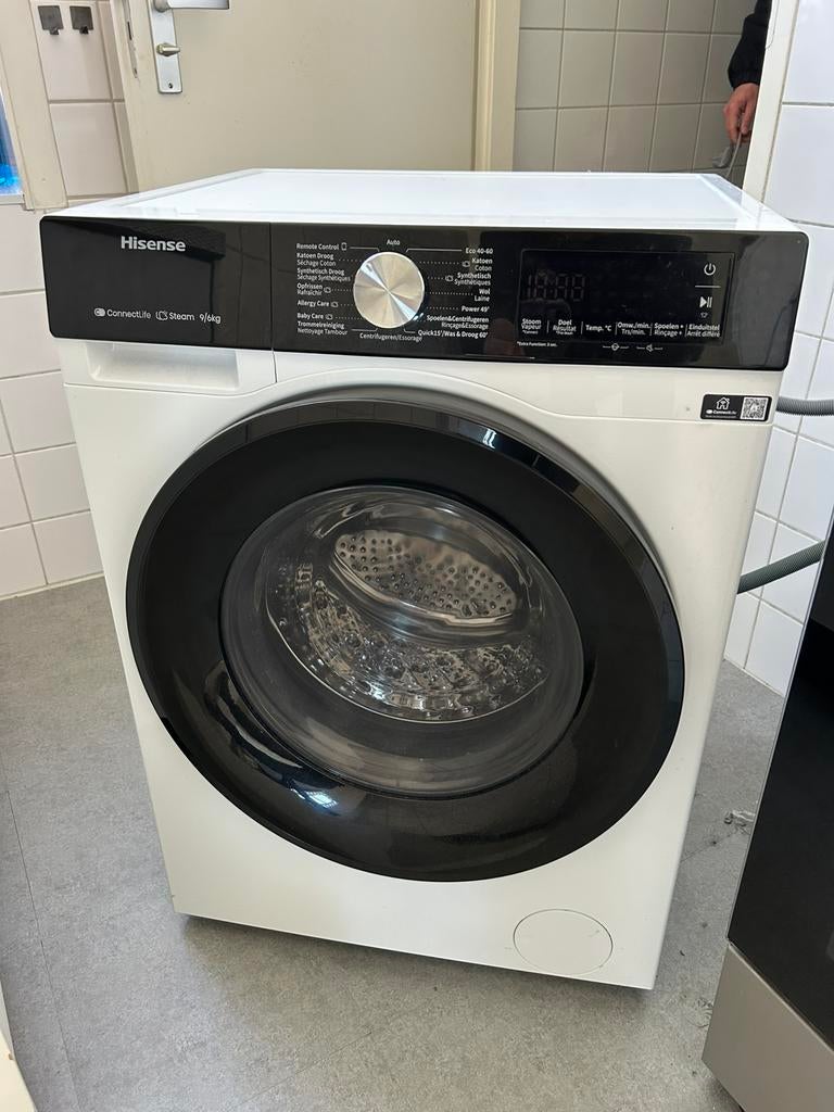 6 Mnd oud. Nieuwe Wasmachine & Droger in 1. Hisense + factuu, Witgoed en Apparatuur, Ophalen of Verzenden, Zo goed als nieuw, 1200 tot 1600 toeren