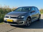 Volkswagen Golf 1.4 TSI Phev 204pk 5D DSG 2015 Grijs, Auto's, Volkswagen, 1395 cc, 1499 kg, 149 pk, Zilver of Grijs