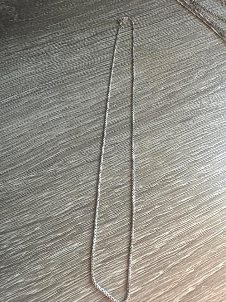 Echt zilveren ketting - Tijdloos en elegant, Sieraden, Tassen en Uiterlijk, Kettingen, Gebruikt, Zilver, Ophalen