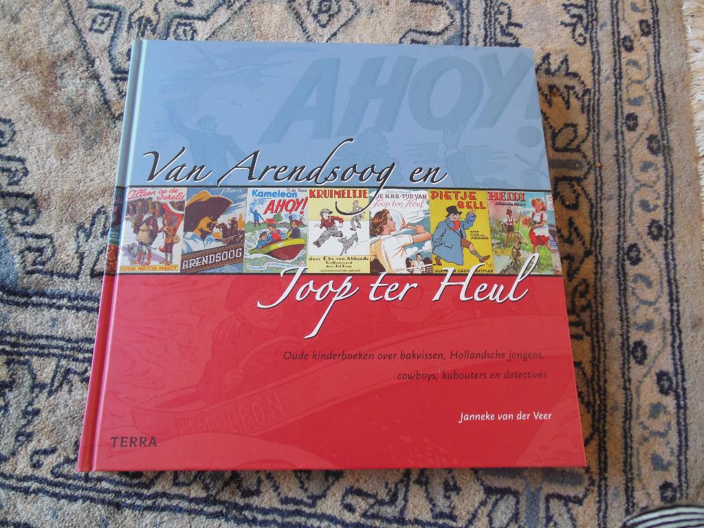 Boek Van Arendsoog tot Joop ter Heul, Boeken, Ophalen of Verzenden, Zo goed als nieuw, Janneke van der Veer