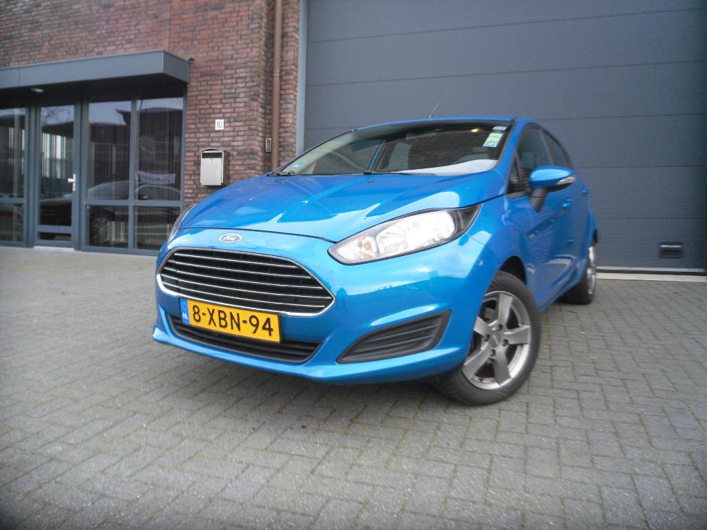 Ford Fiesta Style 65 Pk 5drs 2014 APK Nieuw Airco LM Velgen, Auto's, 40 €/maand, Zwart, 525 kg, Blauw