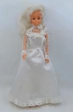 Te koop: Vintage barbie pop in trouwjurk met blond haar, Ophalen of Verzenden, Gebruikt, Overige typen