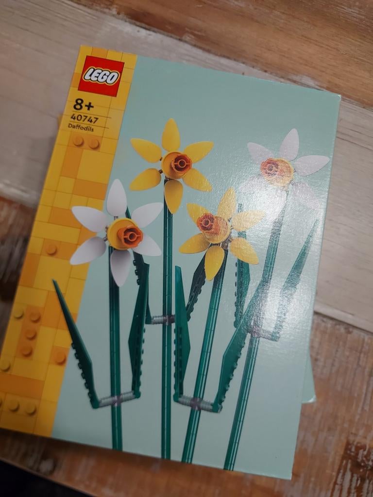 LEGO 40747 Narcissen - Bloemenboeket, Kinderen en Baby's, Speelgoed | Duplo en Lego, Ophalen of Verzenden, Nieuw, Lego