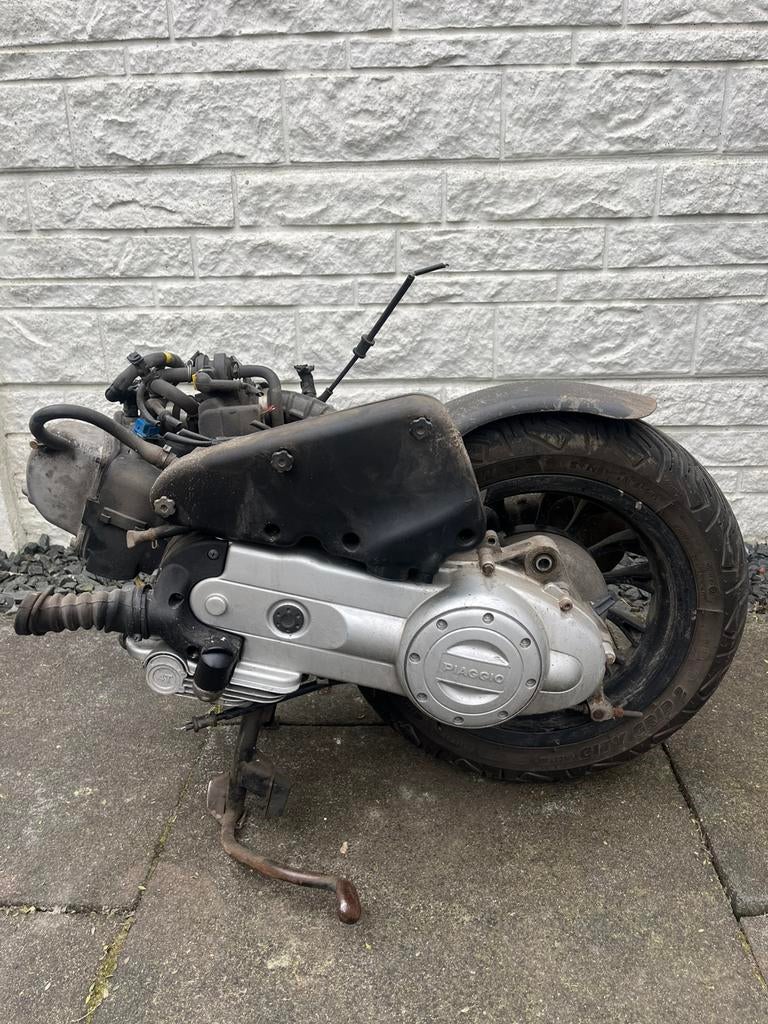 Vespa E5 blok, Fietsen en Brommers, Brommeronderdelen | Scooters, Ophalen of Verzenden, Zo goed als nieuw, Blok, Vespa