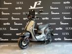 Vespa Sprint | Nardo Grey | Brom | 2026 | 0 km | Akra, Fietsen en Brommers, Scooters | Vespa, Overige modellen, ., Maximaal 45 km/u