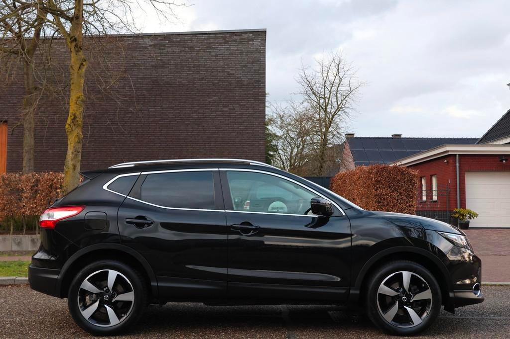 Nissan Qashqai 1.2 N-Connecta | PANO | NAVI | CLIMA | CRUISE, Voorwielaandrijving, Gebruikt, Euro 6, 4 cilinders