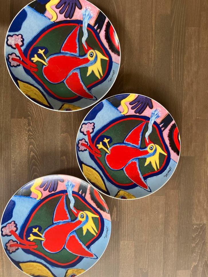 Set van 3 kleurrijke borden/schalen met vogelmotief, Antiek en Kunst, Antiek | Servies los, Ophalen
