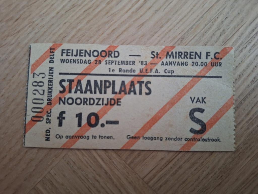 Ticket Feyenoord - St. Mirren (UEFA Cup, 1983), Ophalen of Verzenden, Zo goed als nieuw, Feyenoord, Overige typen