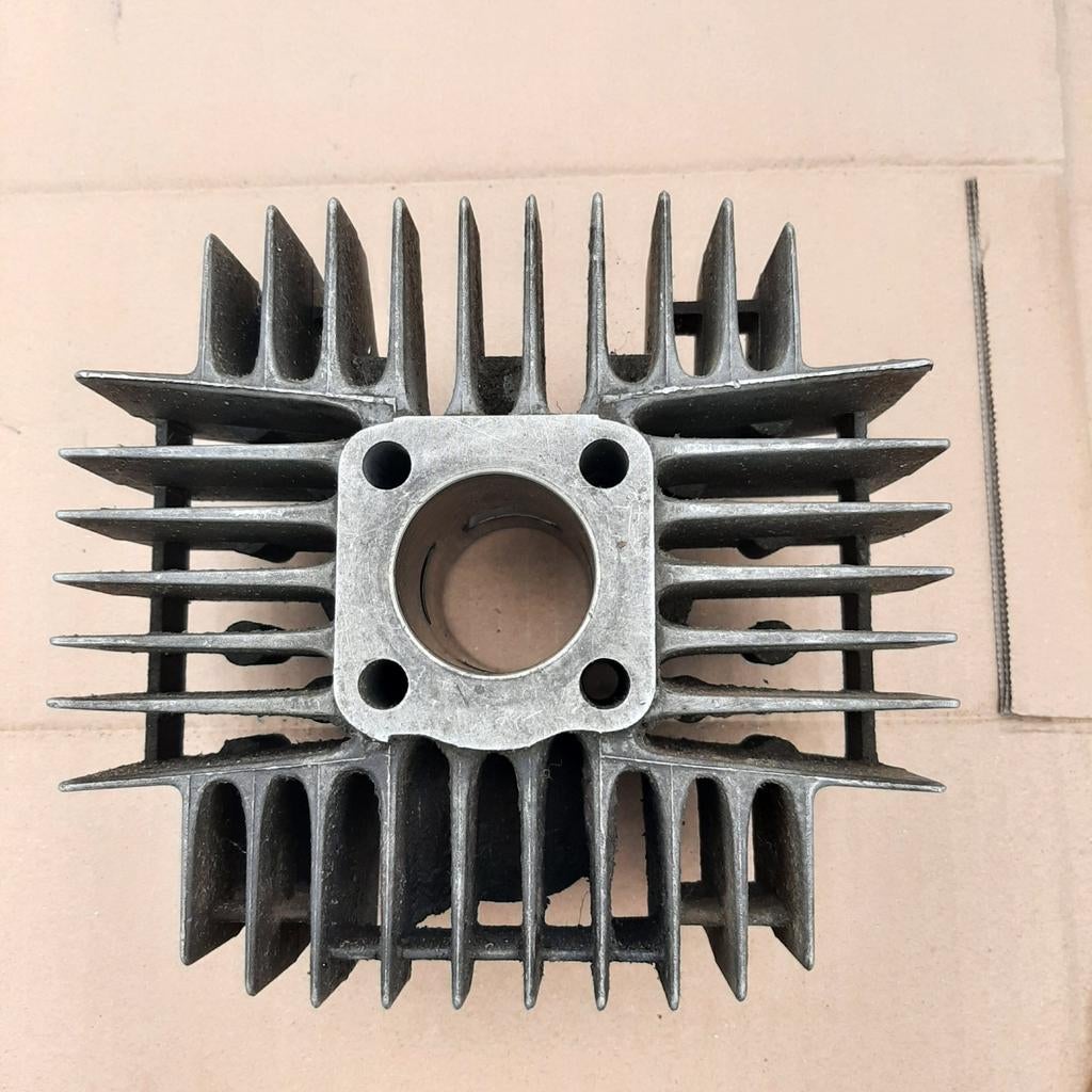 Originele kreidler cilinder 15.73.81 wand is nietmeer netjes, Ophalen of Verzenden, Gebruikt, Cilinder