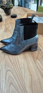 Liebeskind laarsjes maat 40 zilver/blauw eyecatcher, Blauw, Lage of Enkellaarzen, Ophalen of Verzenden, Zo goed als nieuw