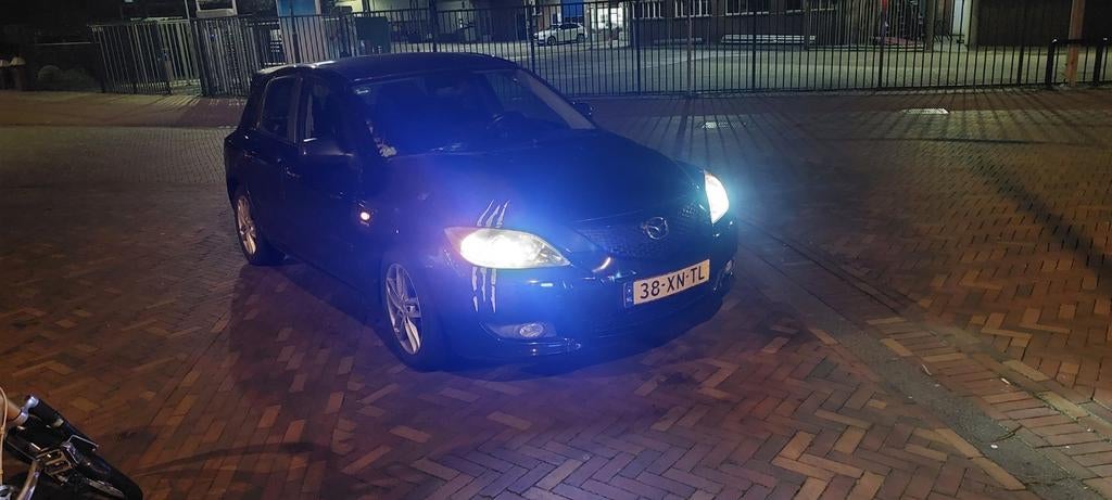 Mazda 3 1.6 Hatchback 2005 Zwart, Auto's, Mazda, Voorwielaandrijving, 1160 kg, 4 cilinders, Zwart