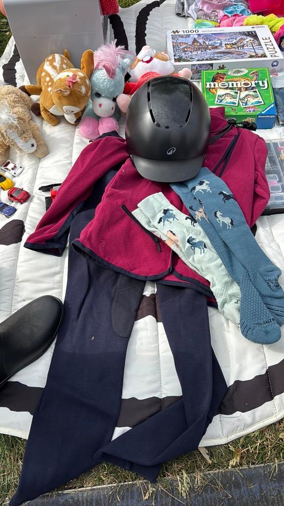 Paardrijlaarzen, cap en kleding, Hobby en Vrije tijd, Ophalen of Verzenden, Zo goed als nieuw, Pak of Jurk