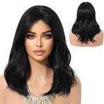 Pruik halflang zwart haar in laagjes met pony, Sieraden, Tassen en Uiterlijk, Uiterlijk | Haarverzorging, Verzenden, Nieuw, Pruik of Haarverlenging