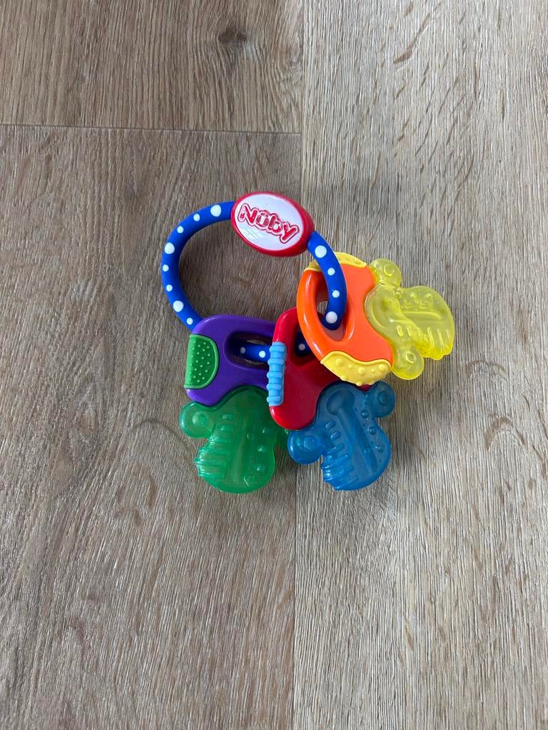 Nuby Bijtring Sleutels - Kleurrijk en Verkoelend, Kinderen en Baby's, Speelgoed | Babyspeelgoed, Ophalen of Verzenden, Zo goed als nieuw