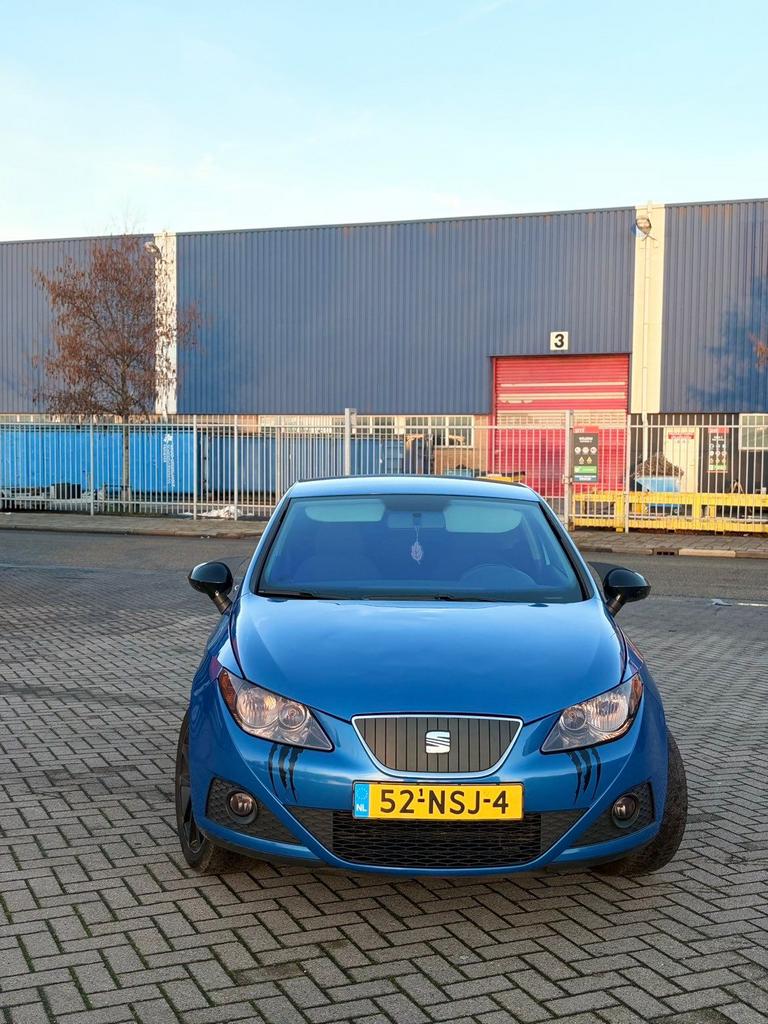 Seat Ibiza 1.2 TDI Chameleon Zwarte velgen Blueotooth, Auto's, Seat, Voorwielaandrijving, Start-stop-systeem, 74 pk, 1199 cc